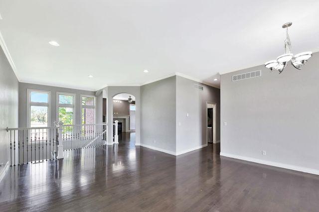 5154 N Athenian Ct, Wichita, KS 67204