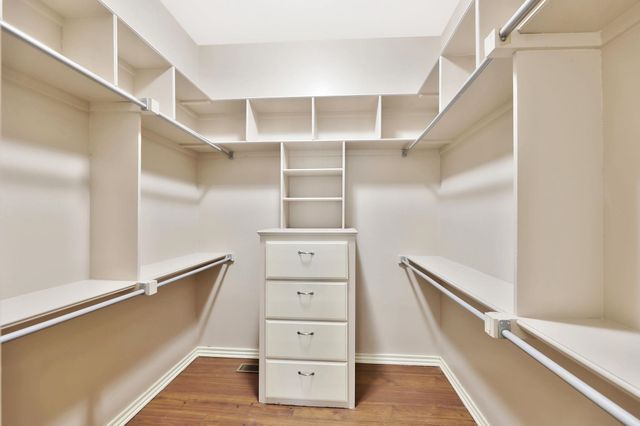 5154 N Athenian Ct, Wichita, KS 67204