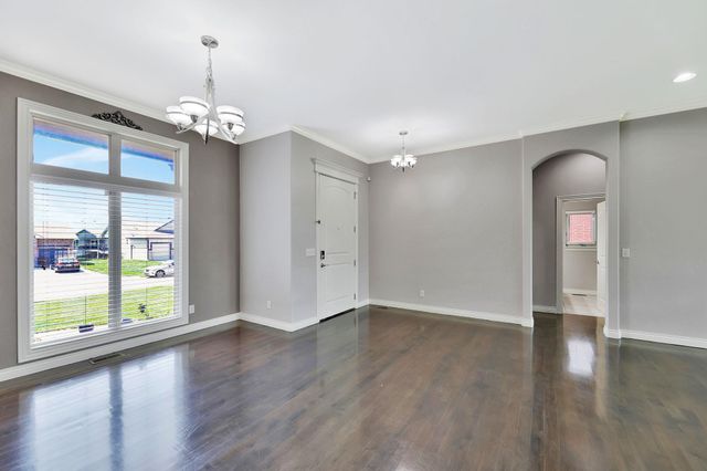 5154 N Athenian Ct, Wichita, KS 67204