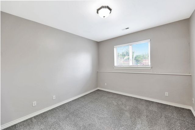 5154 N Athenian Ct, Wichita, KS 67204