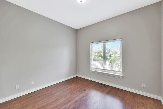 5154 N Athenian Ct, Wichita, KS 67204