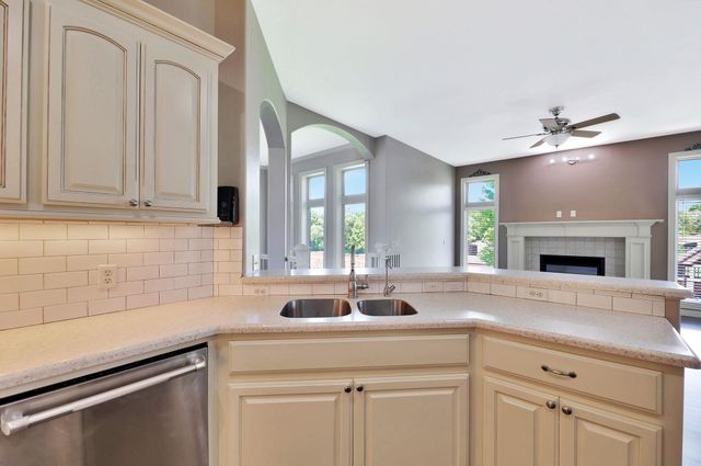 5154 N Athenian Ct, Wichita, KS 67204