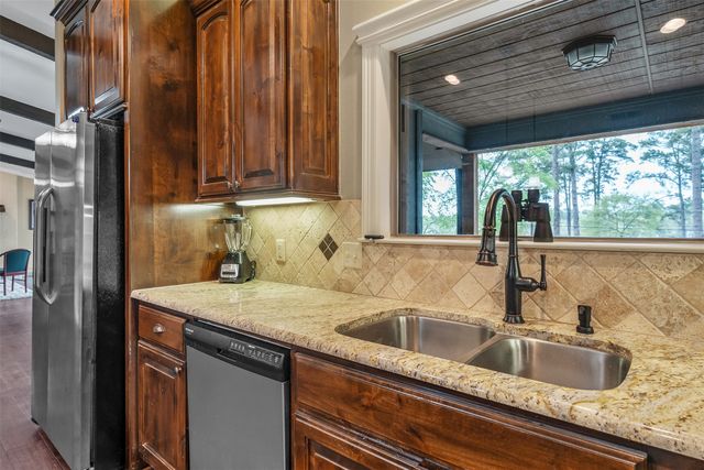 1638 Tanglewood Drive E, Hideaway, TX 75771