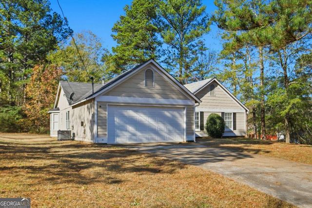 1660 Creek Crossing SE, Conyers, GA 30094