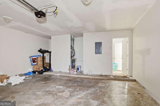 1660 Creek Crossing SE, Conyers, GA 30094