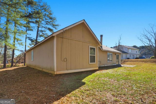 1660 Creek Crossing SE, Conyers, GA 30094