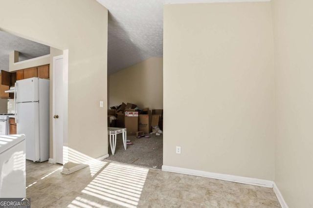 1660 Creek Crossing SE, Conyers, GA 30094