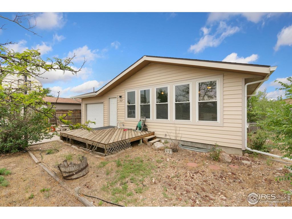 207 Cave Ave, Pierce, CO 80650