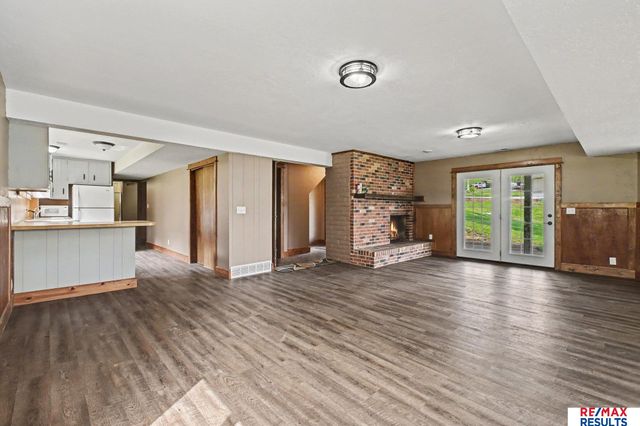 8827 Verdon Circle, Plattsmouth, NE 68048