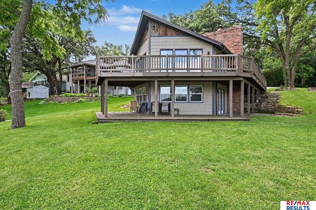 8827 Verdon Circle, Plattsmouth, NE 68048