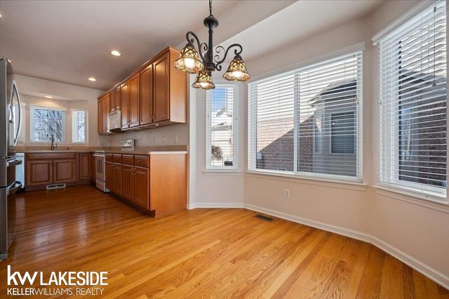 40757 Saint Louis Drive, Clinton Township, MI 48038