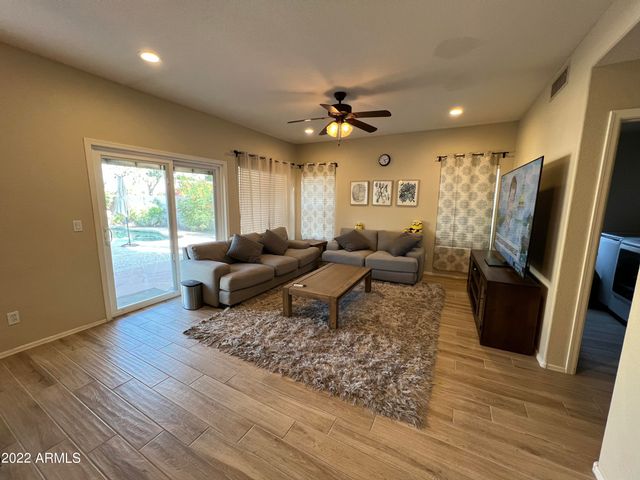 3551 S LARKSPUR Way, Chandler, AZ 85248