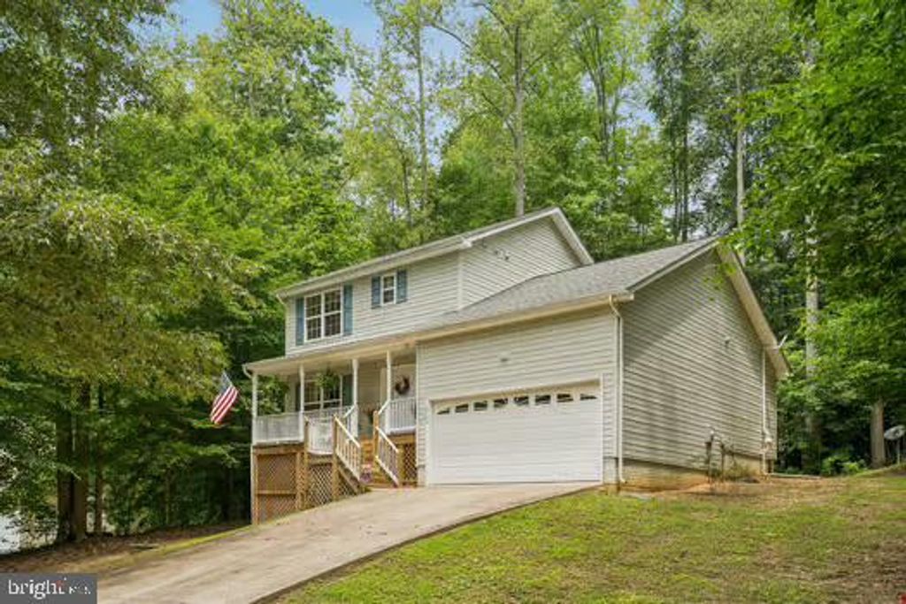 6193 WHEELER DR, King George, VA 22485
