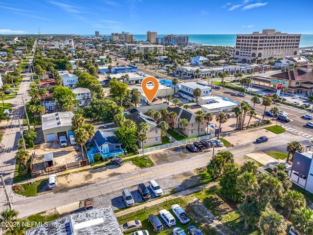 319 1ST Avenue 2-D, Jacksonville Beach, FL 32250