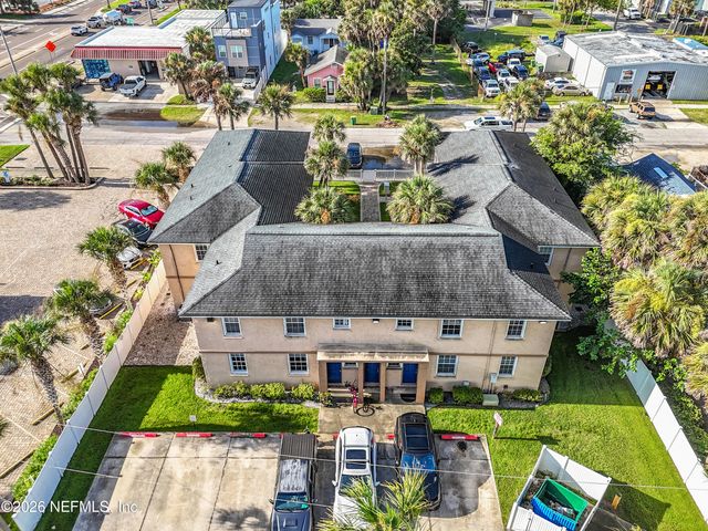319 1ST Avenue 2-D, Jacksonville Beach, FL 32250