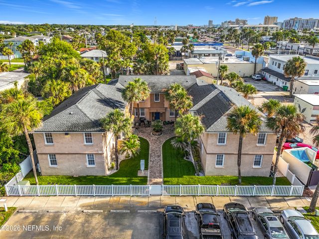 319 1ST Avenue 2-D, Jacksonville Beach, FL 32250