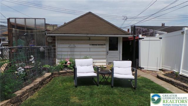1935 Fairview Avenue, Wilson Boro, PA 18042