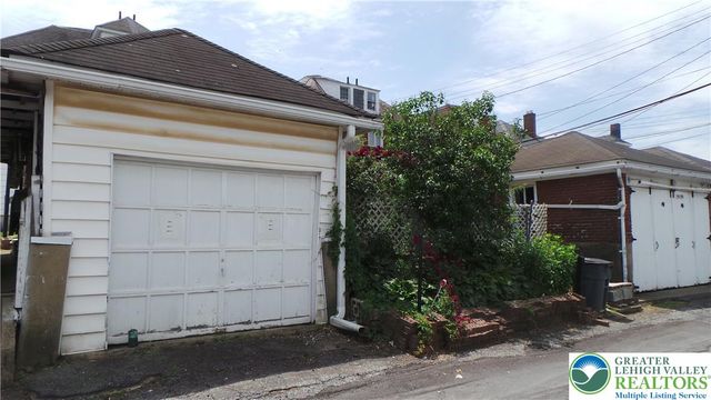 1935 Fairview Avenue, Wilson Boro, PA 18042