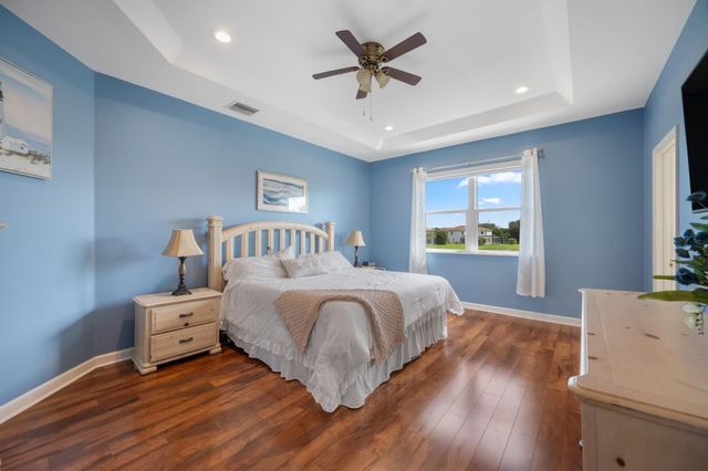 10638 Old Hammock Way, Wellington, FL 33414
