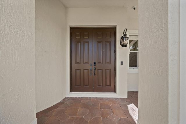 10638 Old Hammock Way, Wellington, FL 33414