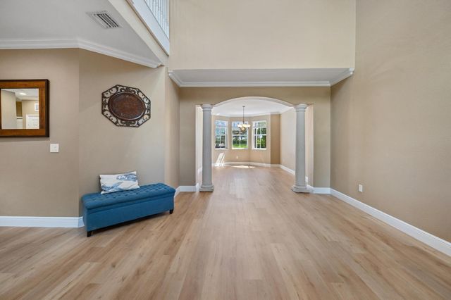 10638 Old Hammock Way, Wellington, FL 33414