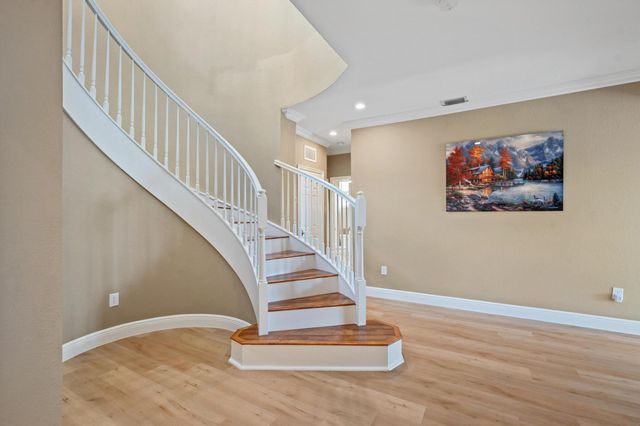 10638 Old Hammock Way, Wellington, FL 33414
