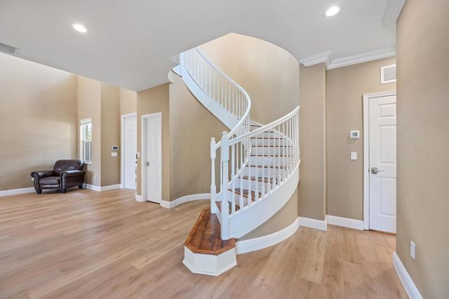 10638 Old Hammock Way, Wellington, FL 33414