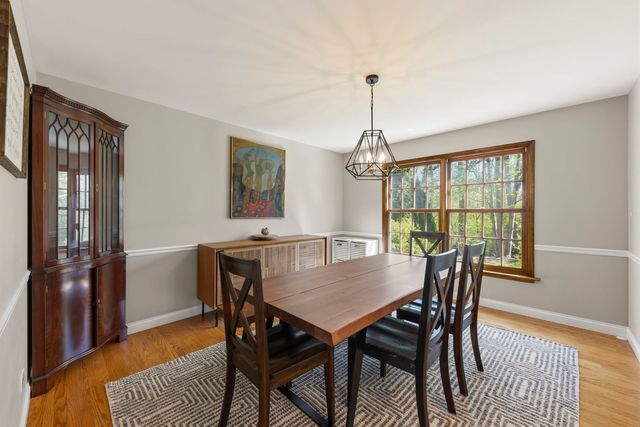 2135 Oak Hill Drive, Lisle, IL 60532