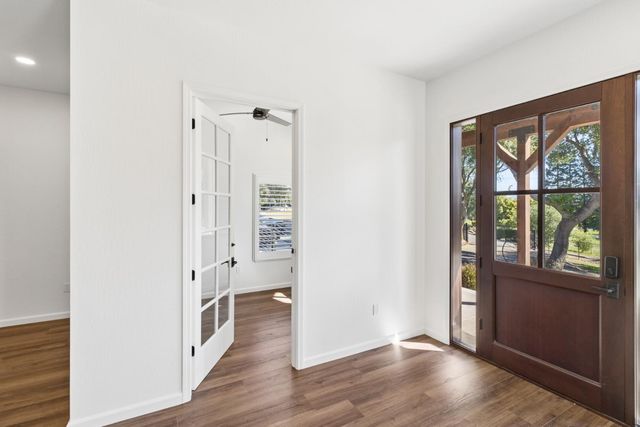 6330 Morgan Pl, Loomis, CA 95650