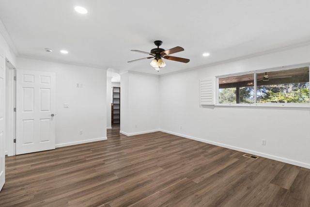 6330 Morgan Pl, Loomis, CA 95650