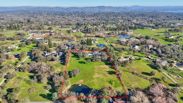 6330 Morgan Pl, Loomis, CA 95650