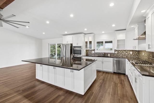 6330 Morgan Pl, Loomis, CA 95650