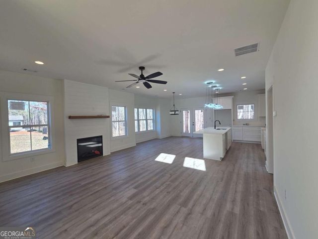 176 Paige Street, Dallas, GA 30132