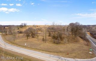000 School Road, Rochester Hills, MI 48307