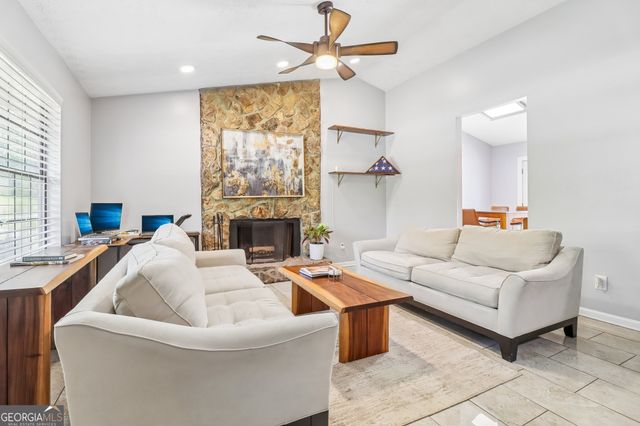 7325 Connell Road, Fairburn, GA 30213
