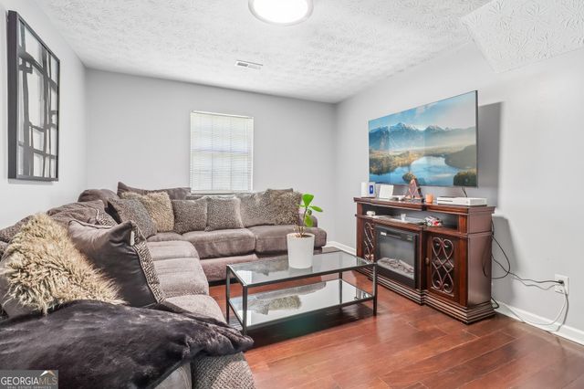 7325 Connell Road, Fairburn, GA 30213