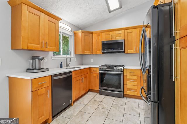 7325 Connell Road, Fairburn, GA 30213