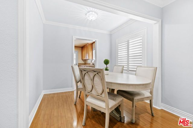 13947 Archwood Street, Van Nuys (los Angeles), CA 91405