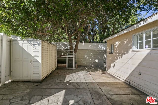 13947 Archwood Street, Van Nuys (los Angeles), CA 91405