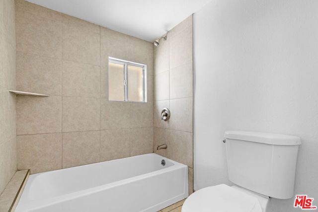 13947 Archwood Street, Van Nuys (los Angeles), CA 91405