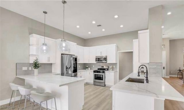 2608 Desert Sands Drive, Las Vegas, NV 89134