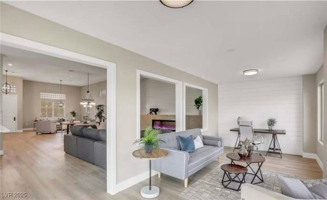 2608 Desert Sands Drive, Las Vegas, NV 89134