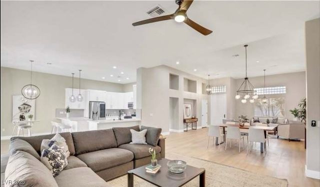 2608 Desert Sands Drive, Las Vegas, NV 89134