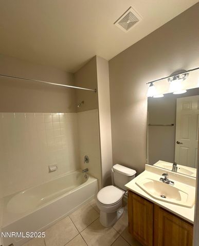 900 South Meadows Parkway APT 2121, Reno, NV 89521