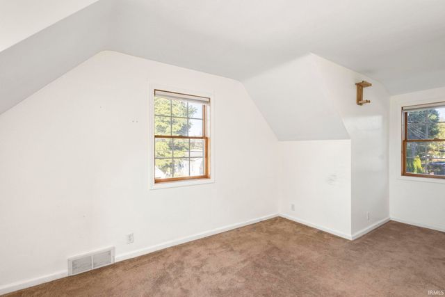 901 Donmoyer Avenue, South Bend, IN 46614