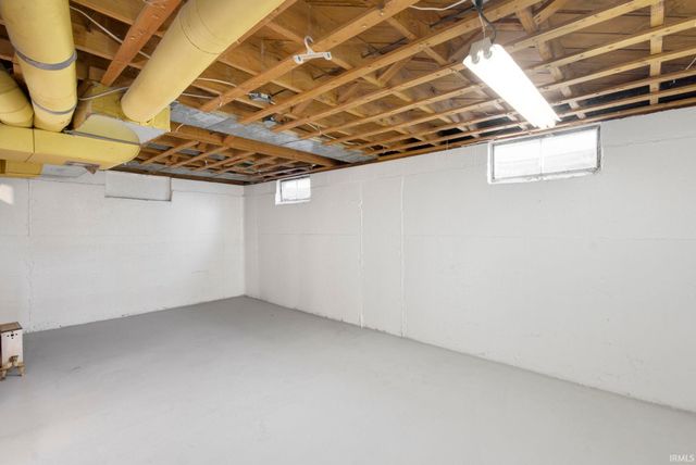 901 Donmoyer Avenue, South Bend, IN 46614