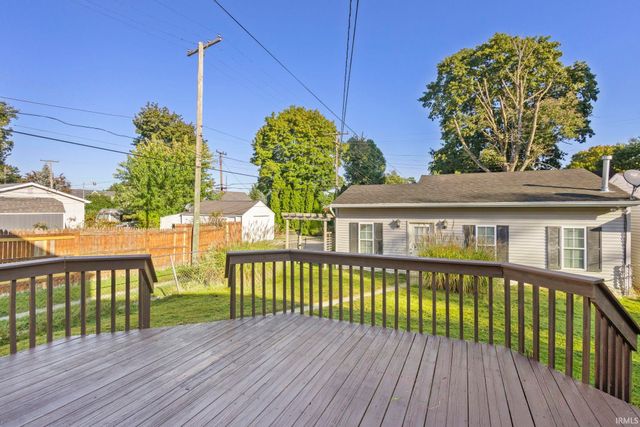 901 Donmoyer Avenue, South Bend, IN 46614
