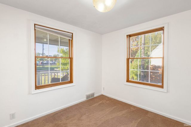 901 Donmoyer Avenue, South Bend, IN 46614