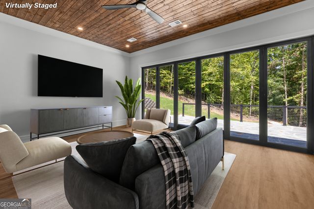 503 Point Road, Westminster, SC 29693