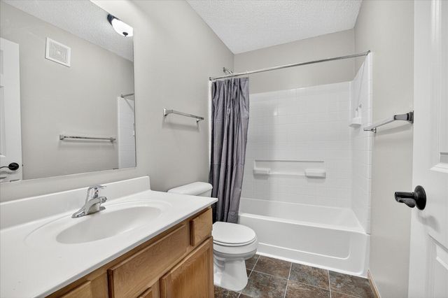 10911 Goodhue Street NE D, Blaine, MN 55449